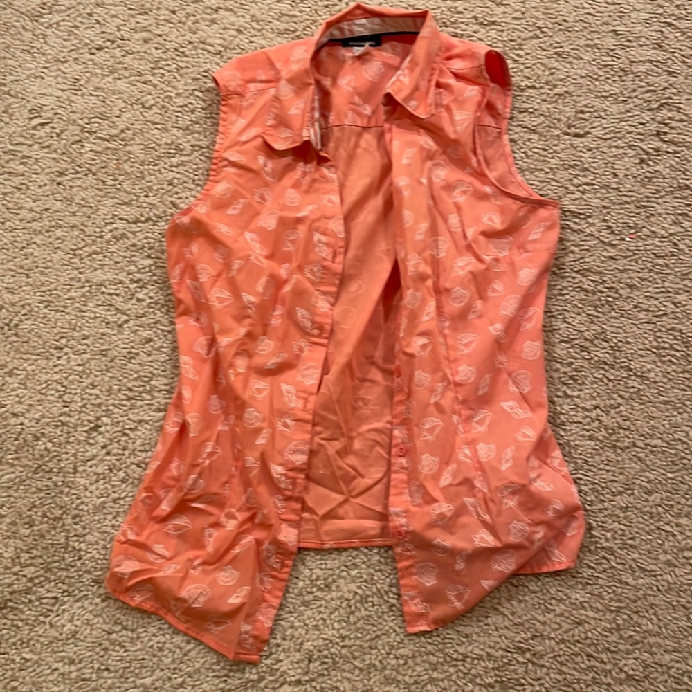 Coral Seashell Top